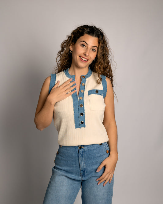 Top tirantes beige
