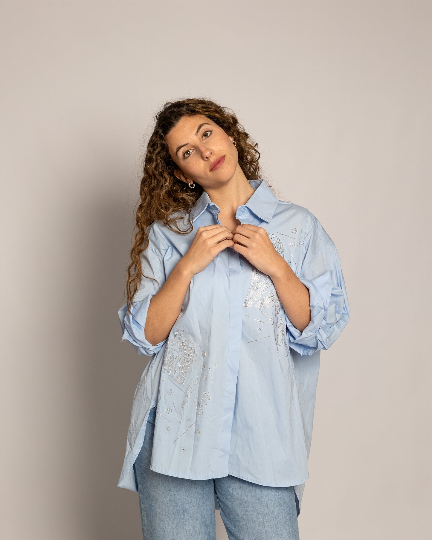 Camisa azul cielo
