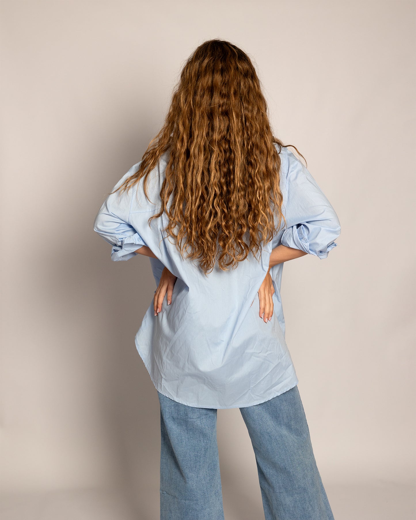 Camisa azul cielo