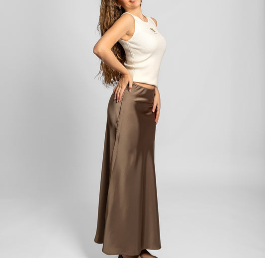 Falda marrón