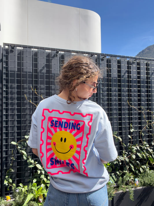 Camiseta Sending Smiles (azul)