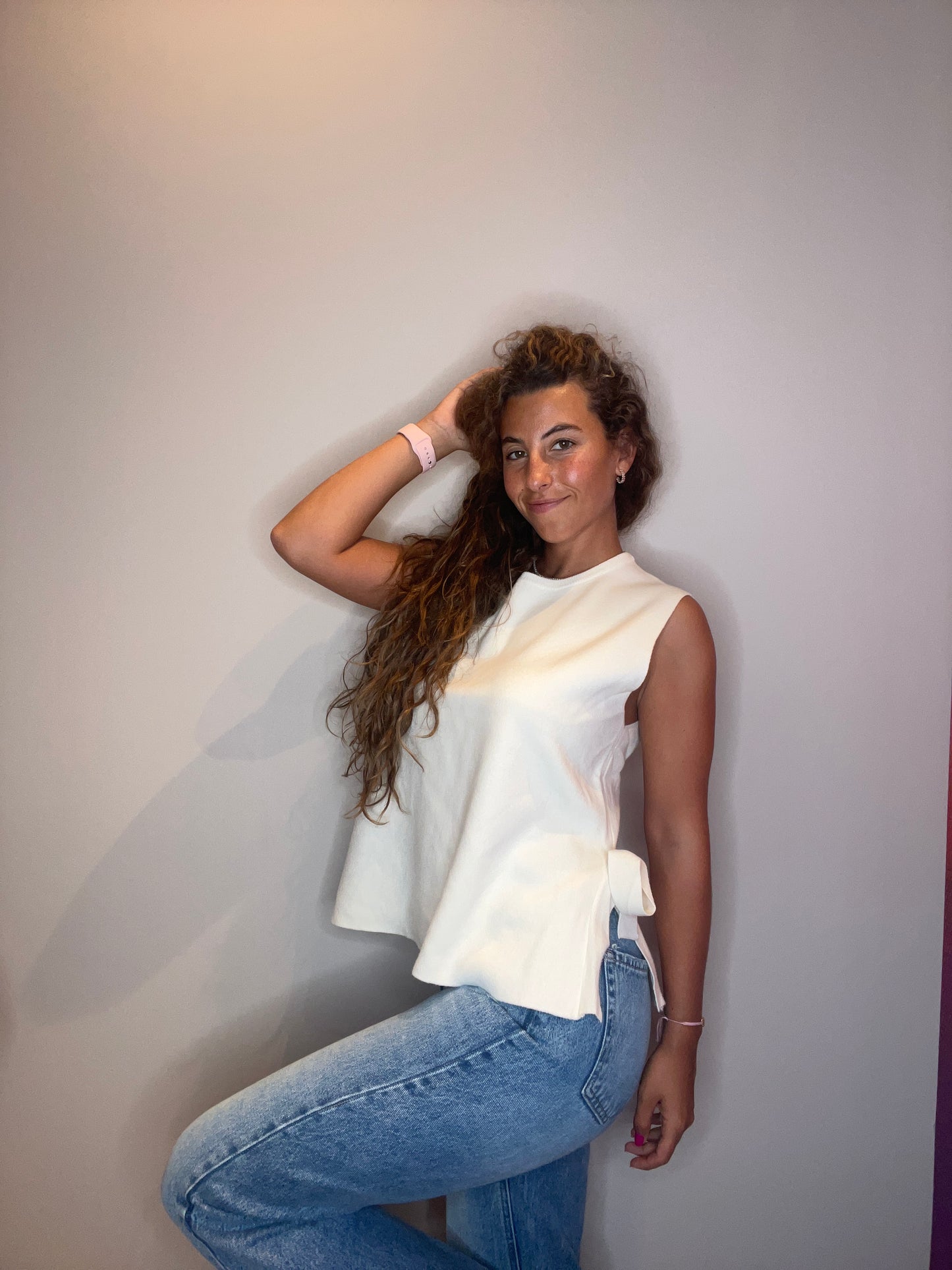 Basic Sleeveless Blouse (blanco)