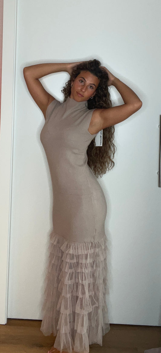 Vestido largo beige