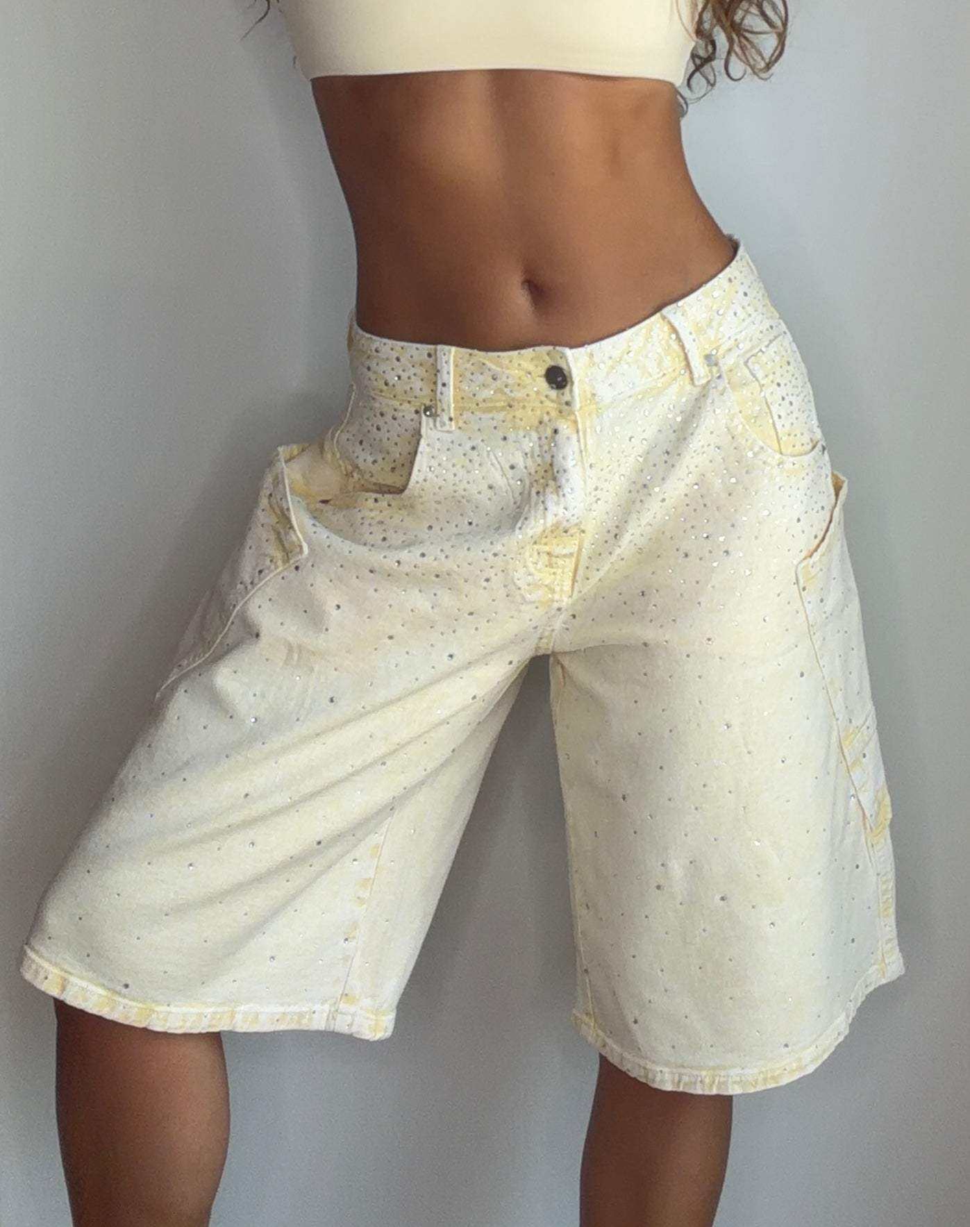 Baggy shorts 💛