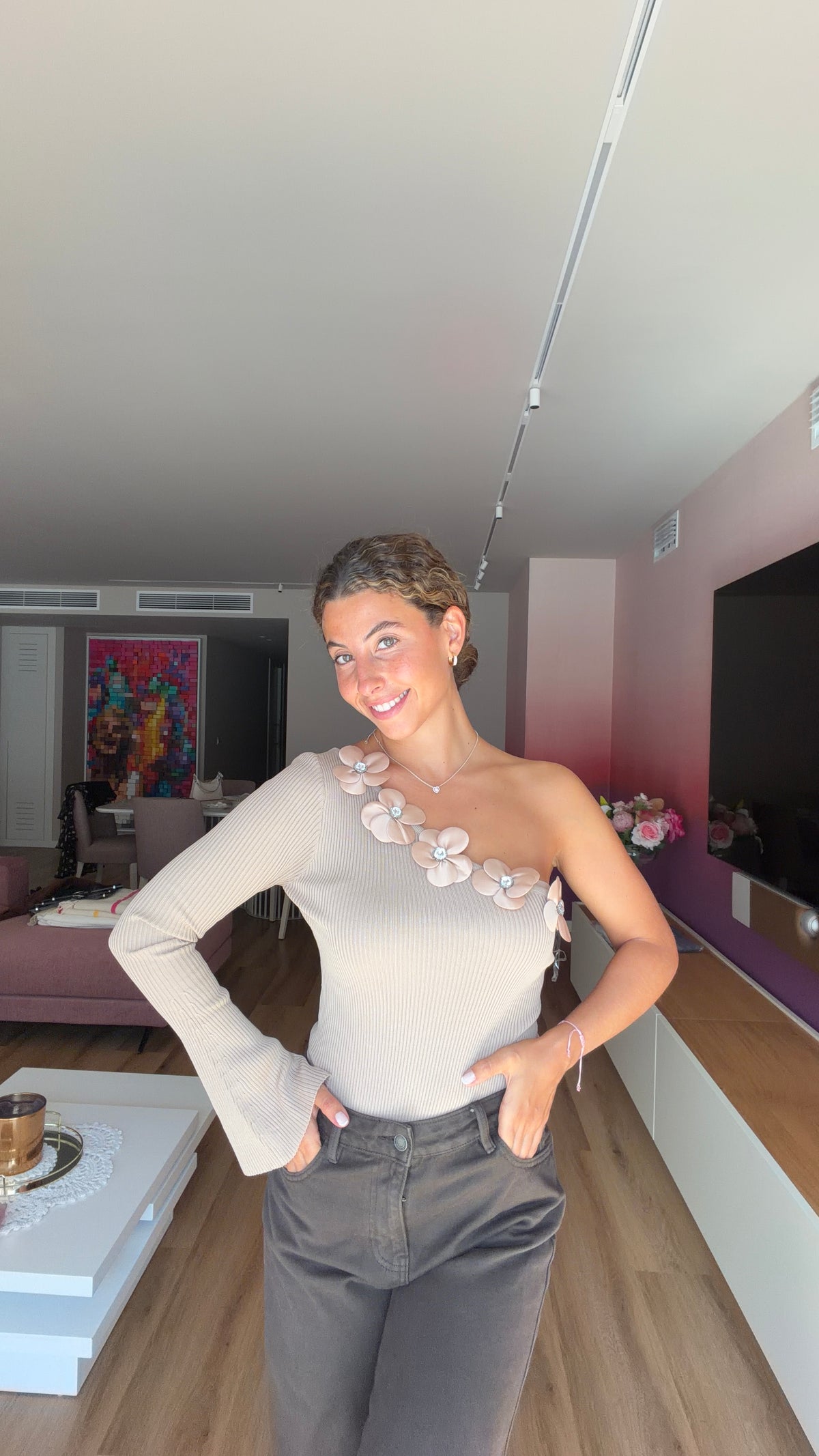 Flower body (beige)